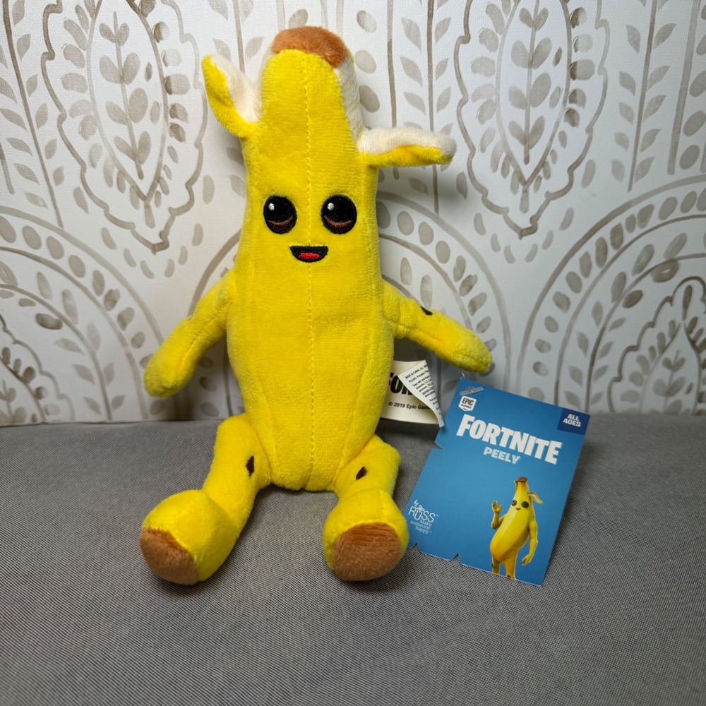 RARE 2019 RUSS 9" Fortnite‎ Peely Plush w/ Tag HTF Discontinued Collector